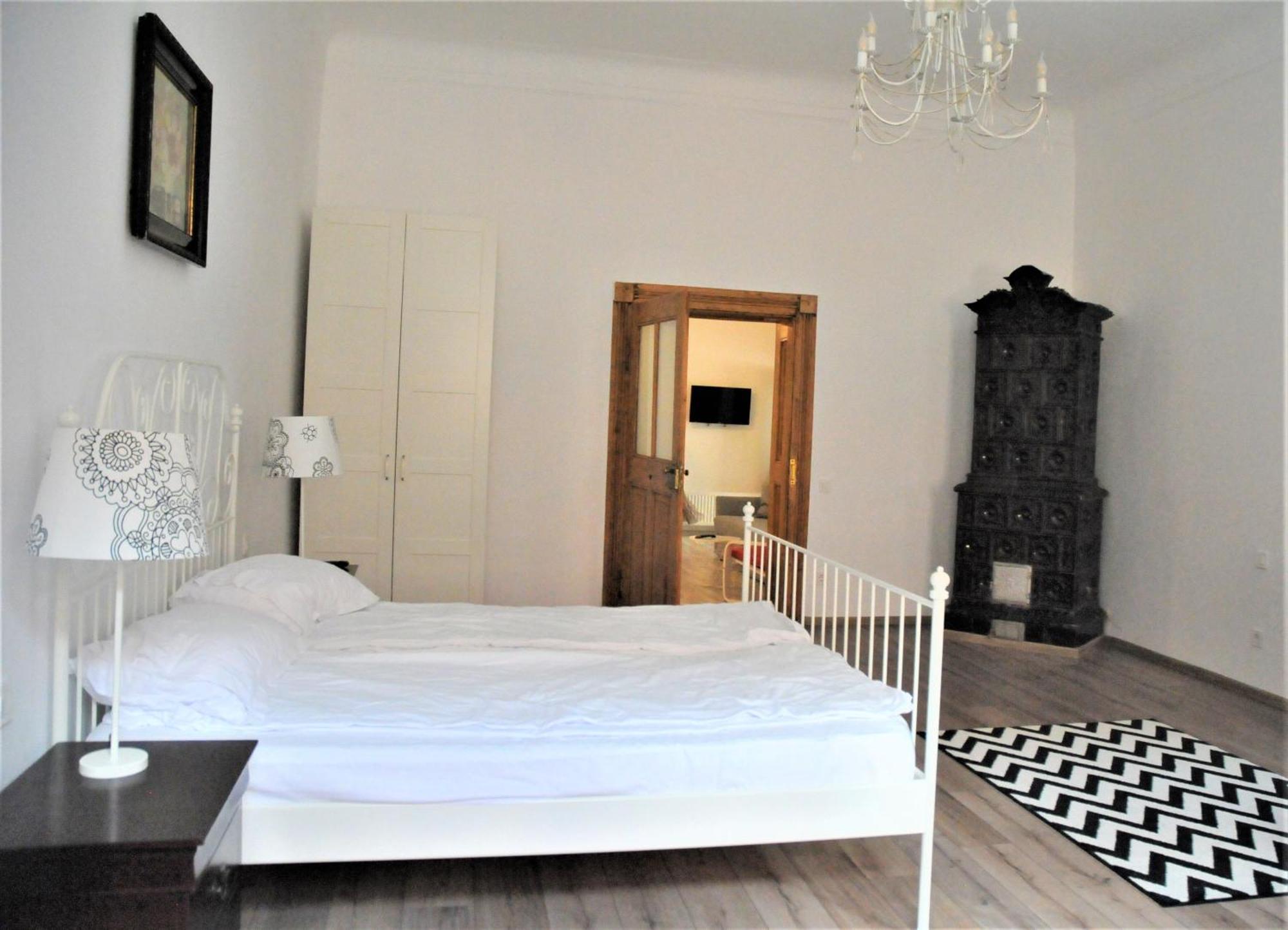 Hirscher Apartments Brașov Zimmer foto